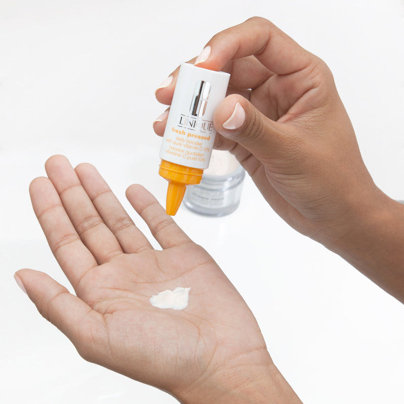 Clinique Fluido Refuerzo diario con Vitamina C 10% Fresh Pressed™ Antiarrugas  4 x 8.5 ml - Farmacias Arrocha