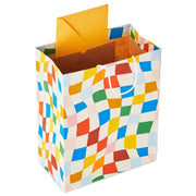 Hallmark Bolsa De Regalo Cuadros Ondulados 13" - Farmacias Arrocha