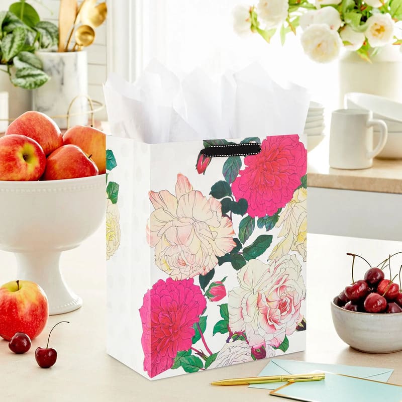 Hallmark Bolsa De Regalo Rosas Fondo Blanco 13" - Farmacias Arrocha