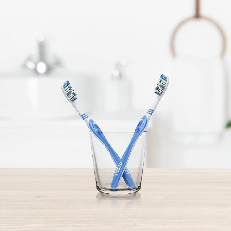Cepillos de dientes Oral - B Clean Complete suave 3 Unidades - Farmacias Arrocha