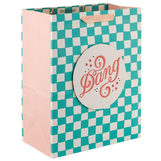 Hallmark Bolsa De Regalo Cuadros Verdes “Dang” 13" - Farmacias Arrocha