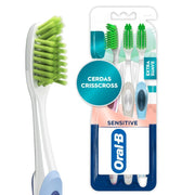 Cepillo de dientes Oral - B, Encías detox, cerdas extrasuaves Crisscross, 3 Unidades - Farmacias Arrocha