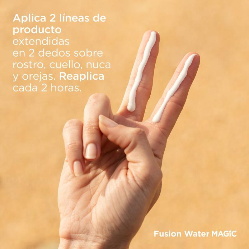 ISDIN Fotoprotector Fusion Water MAGIC Oil Control SPF50 50ML - Bloqueador solar facial ultraligero - Farmacias Arrocha