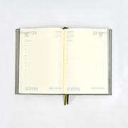 Cavalier Agenda Premium Gerencial Ataco Verde Cl 2026 - Farmacias Arrocha
