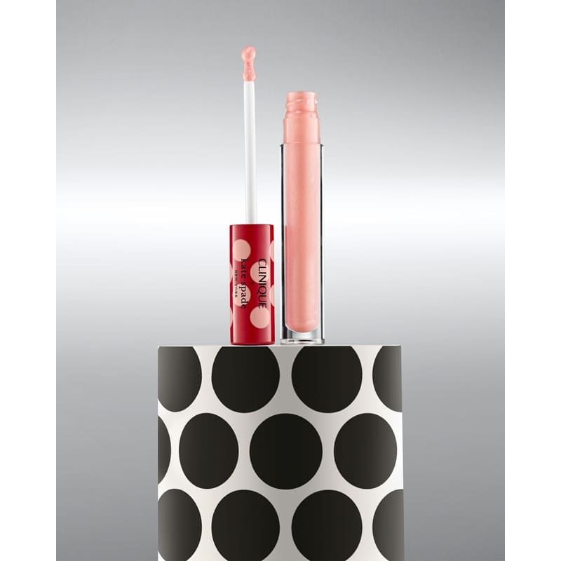 Clinique x Kate Spade New York Brillo labial Pop Plush™ Cremoso Edición Limitada 3.4 ml - Farmacias Arrocha